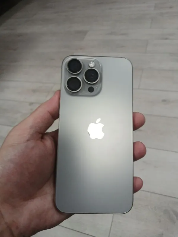 iPhone 15 pro max Ideal