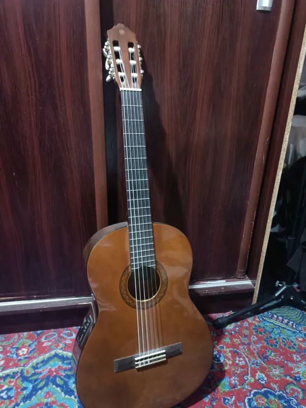 Гитара Yamaha CX 40 4