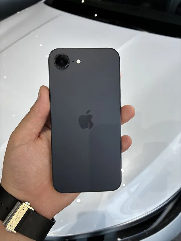 Iphone 16 e 128gb