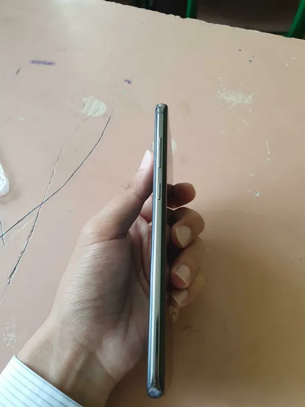 samsung s 10 + 5 G — фото 3