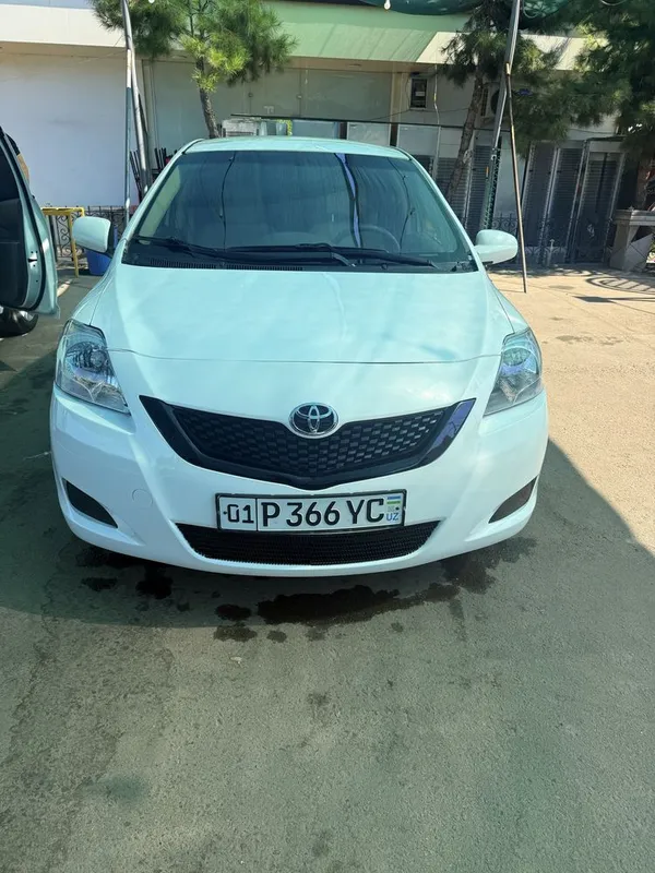 Toyota yaris 2012 yil GAZ bor 90l 1 Toyota yaris 2012 yil GAZ bor 90l 1