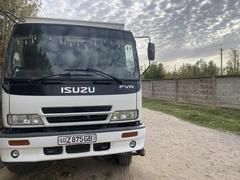 Isuzu 10t FVR33 Sotiladi