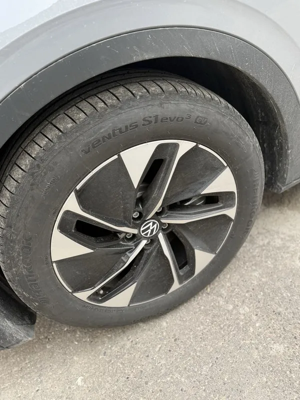 Volkswagen id.4 в идеалном состаяние 3000 пробега — фото 7