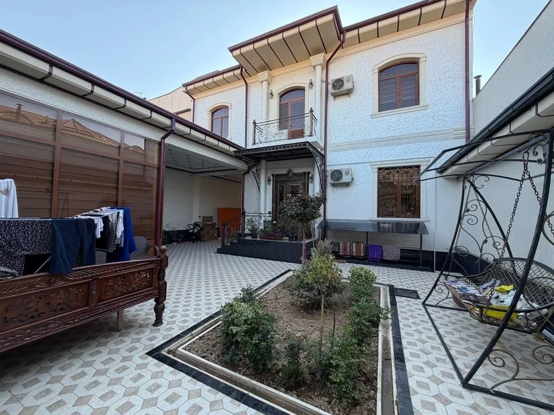 Katta Hasanboyda 2.4 sot 6 xona Tayyor uy