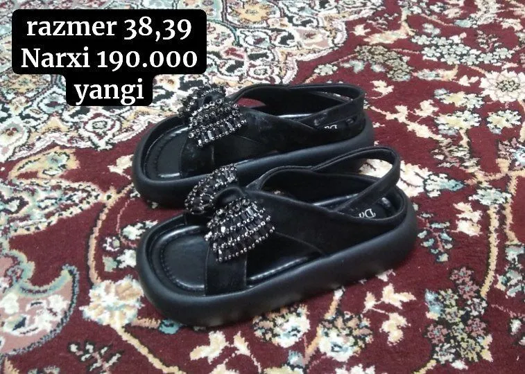 oyoq kiyim oyoq kiyim