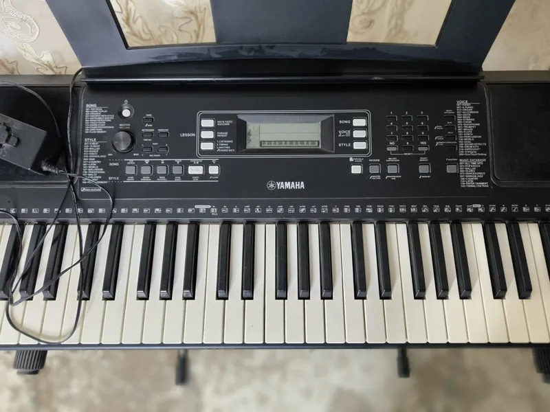 YAMAHA PSR_E363 + подставка — фото 1