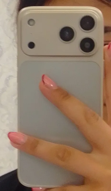 iPhone 17 Pro Max. M.Horse 1 iPhone 17 Pro Max. M.Horse 1