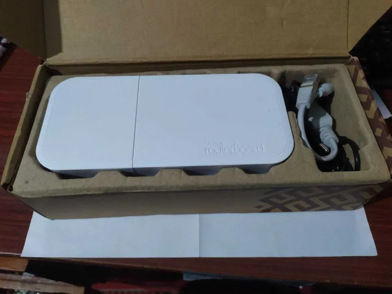 Усилитель сигнала WI-FI MikroTik RBwAP2nD — фото 2