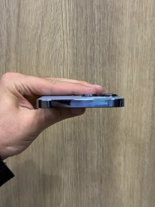iPhone 13 Pro Max 256 ГБ в идеальном состоянии 3