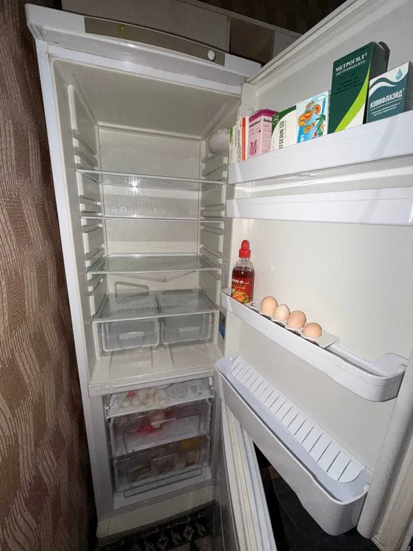 Xolodilnik. Muzlatgich indesit 3