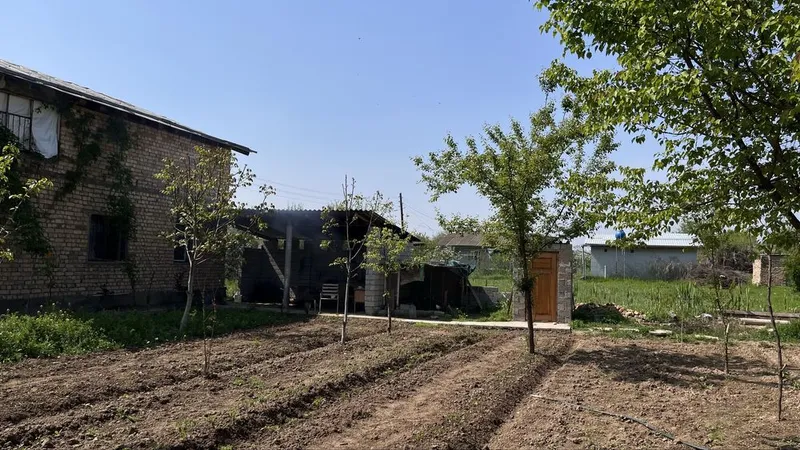 Dalahovli sotiladi srochna arzon narxda hamma sharoiti bor — фото 2