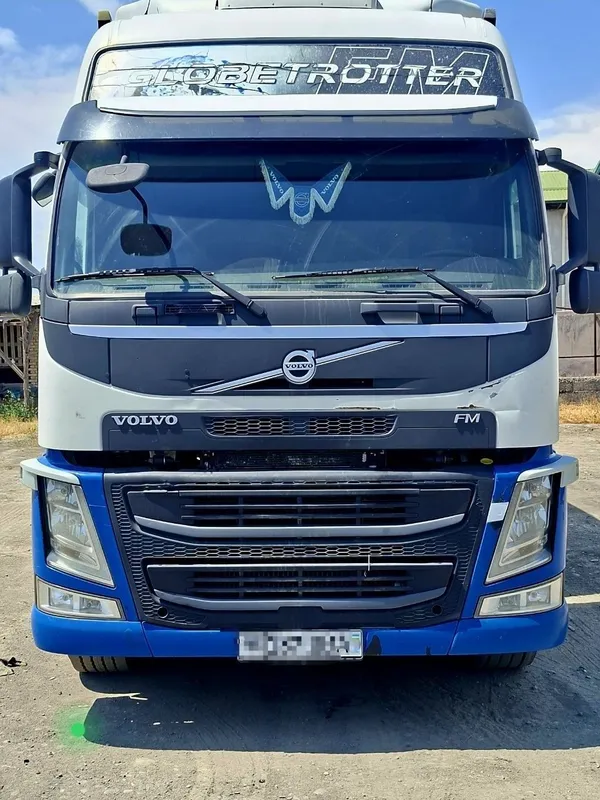 VOLVO FM EURO 6 Тягач Сотилади Йили: 2014 2