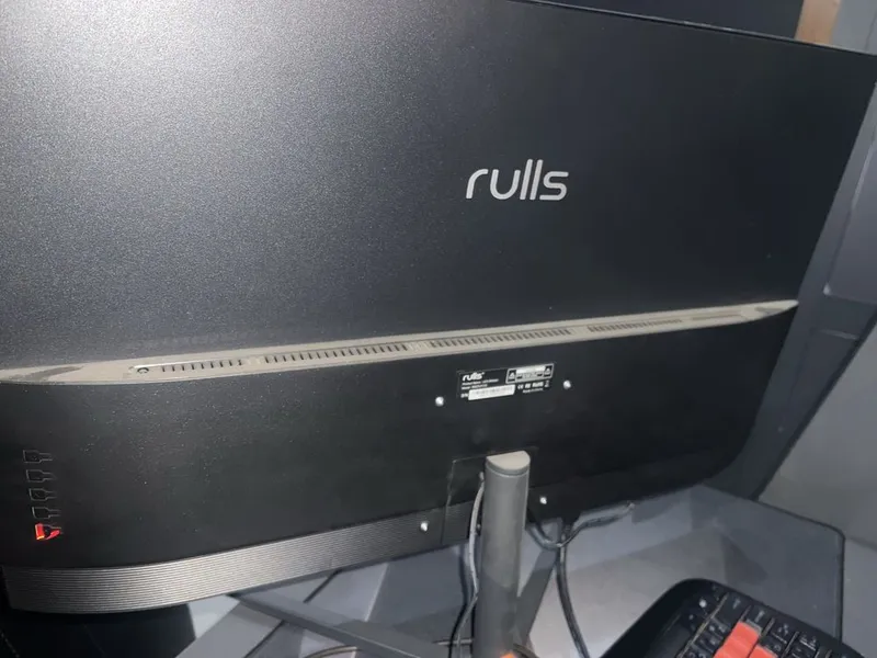 Rulls 27” IPS 120Hz monitorlari- 20 dona. Ideal holatda