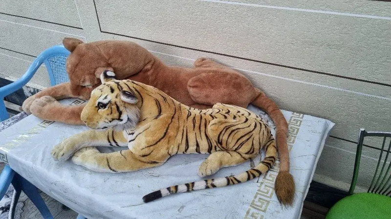 Yumshoq tigr oʻyinchoqlar sotiladi 3