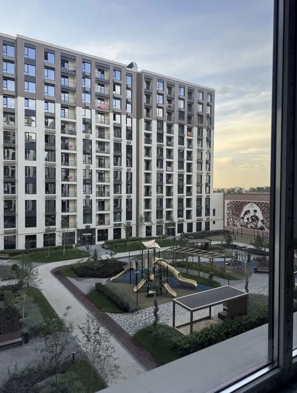 Продается парковка в NRG JOMIY 106 м2 на 4 машины