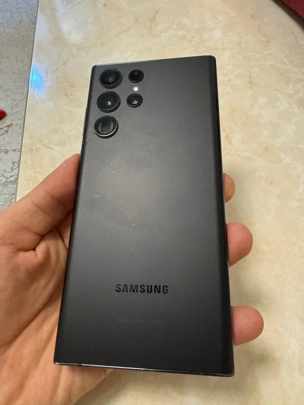 S22 Ultra 12/256 gb 4