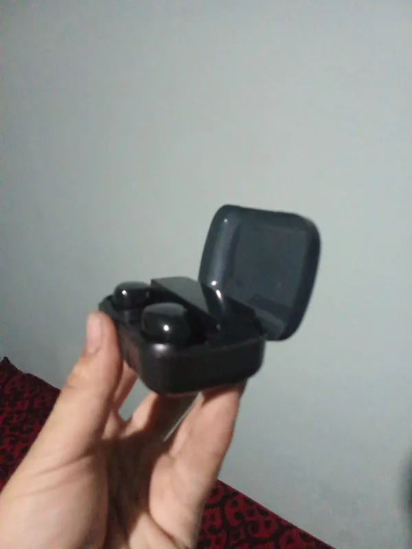 naushnik va power bank sifatida ishlatish mumkin