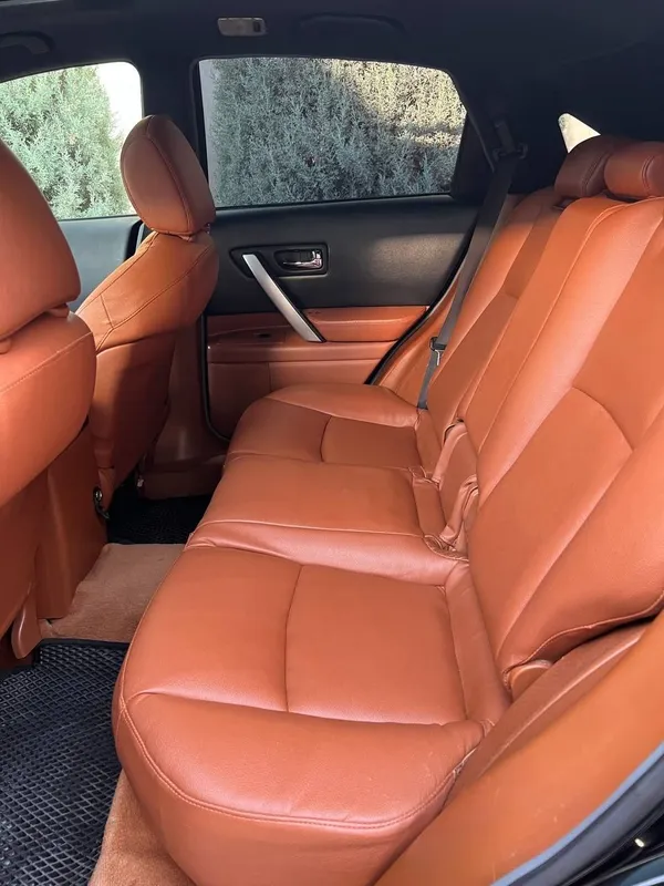 Nissan Infiniti FX35 4 Nissan Infiniti FX35 4