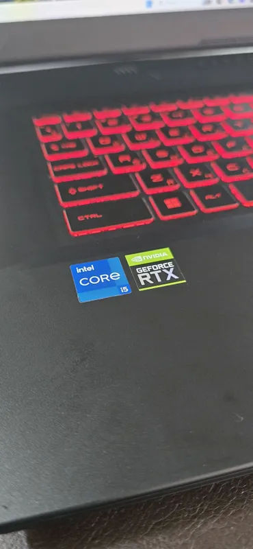 Noutbuk MSI sotiladi 1 Noutbuk MSI sotiladi 1