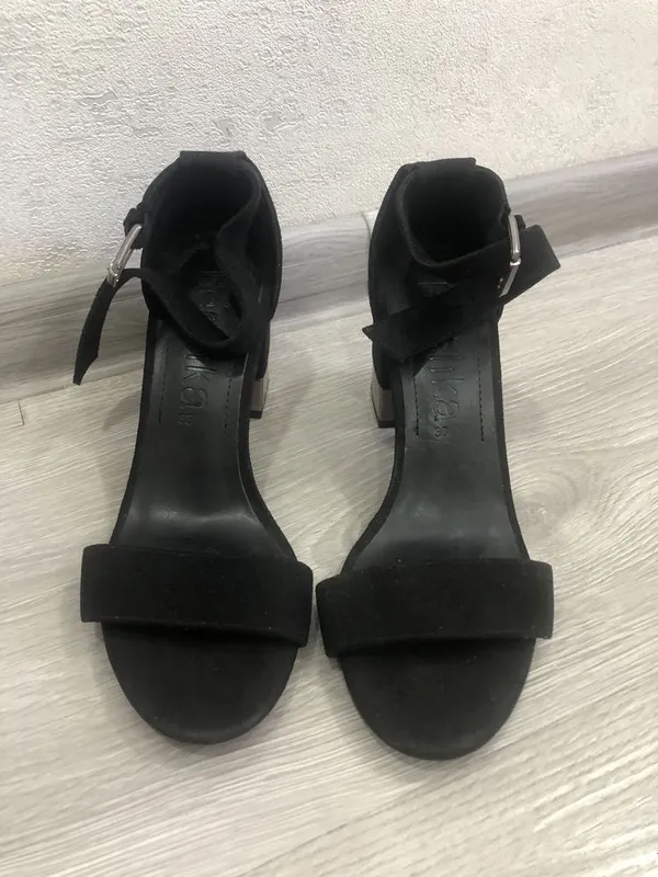 Босоножки bershka