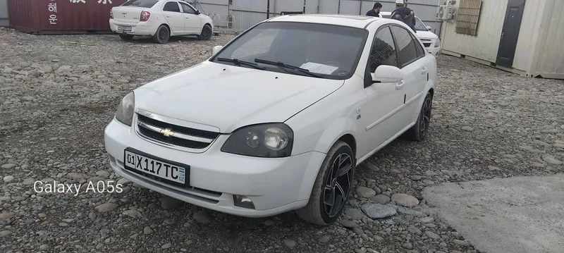 Lasetti 1.8 avtomat gaz benzin 4 Lasetti 1.8 avtomat gaz benzin 4