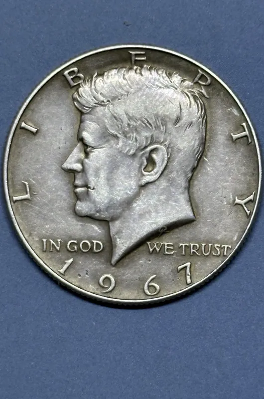 AQSh yarim dollari. Kumush, 1967-yil. 1 AQSh yarim dollari. Kumush, 1967-yil. 1