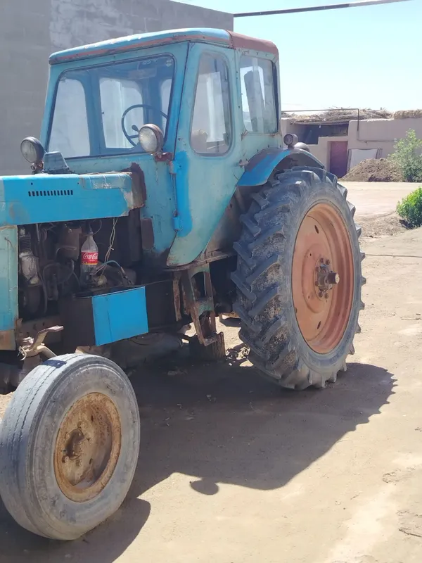 MTZ 50 Xolati yaxshi yurib turgan texnika 3 MTZ 50 Xolati yaxshi yurib turgan texnika 3