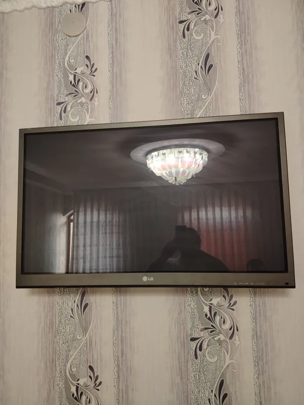 LG 43 televizor