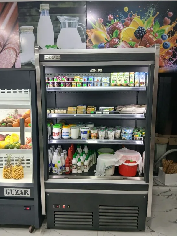 Vitriniy Holadelnik Azni sotiladi