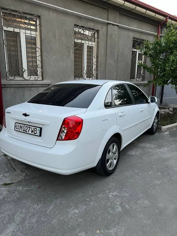 Продаю свою Lasseti gentra chevrolet — фото 1