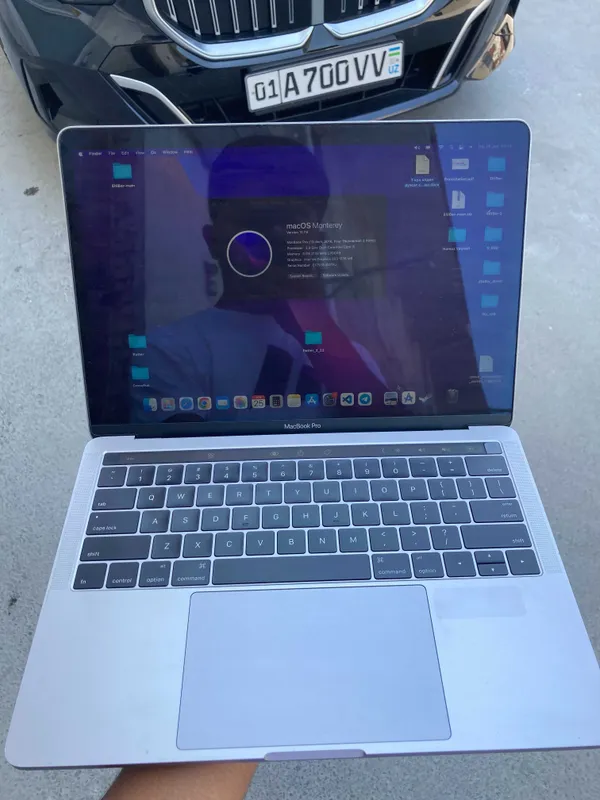 MacBook Pro 2016 (Touch Bar) 3 MacBook Pro 2016 (Touch Bar) 3