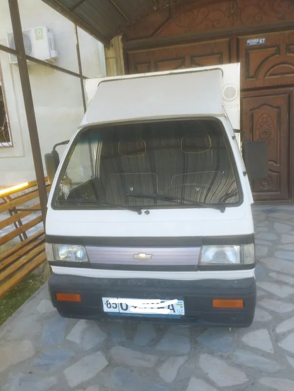 Labo furgon sotiladi 2015yil Navoiy 5