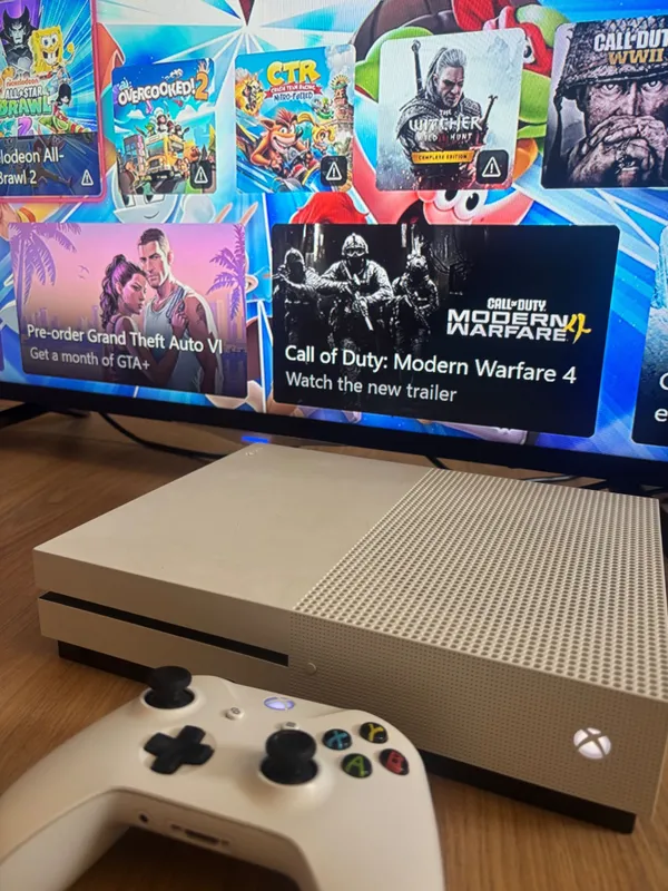 Xbox One S 1TB, с Коробкой! Состояние Идеальное 4 Xbox One S 1TB, с Коробкой! Состояние Идеальное 4