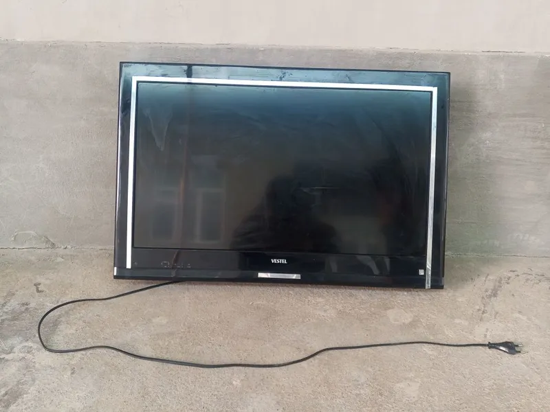 VESTEL TV 800,000so'm