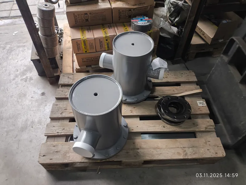 Грязевик абонентский вертикальный Dn40-Dn200 PN16 4 Грязевик абонентский вертикальный Dn40-Dn200 PN16 4
