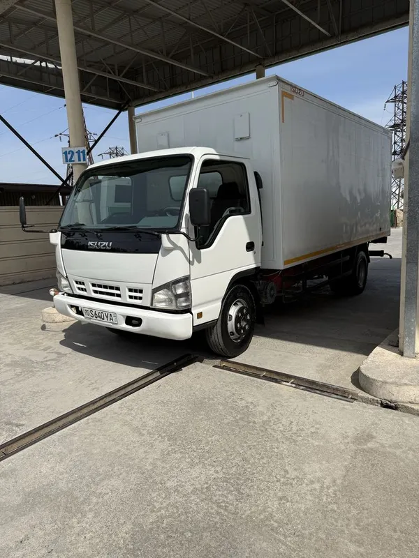 Isuzu NQR 71 turbo idyal