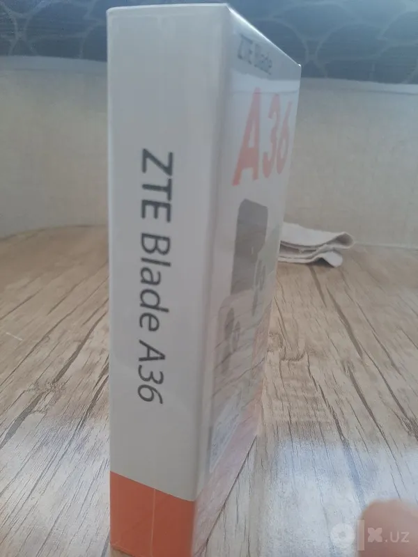 Qadoqdagi yangi ZTE telefonini sotaman. 3 Qadoqdagi yangi ZTE telefonini sotaman. 3