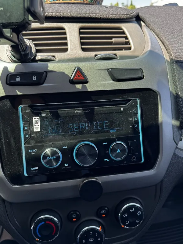 Pioneer 725 satiladi