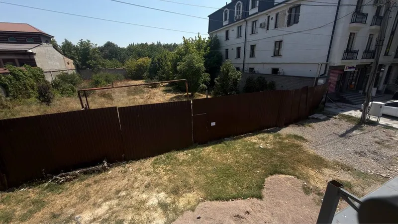Продается участок вдоль дороги, 17 соток. Ориентир: центр луночарского 2 Продается участок вдоль дороги, 17 соток. Ориентир: центр луночарского 2
