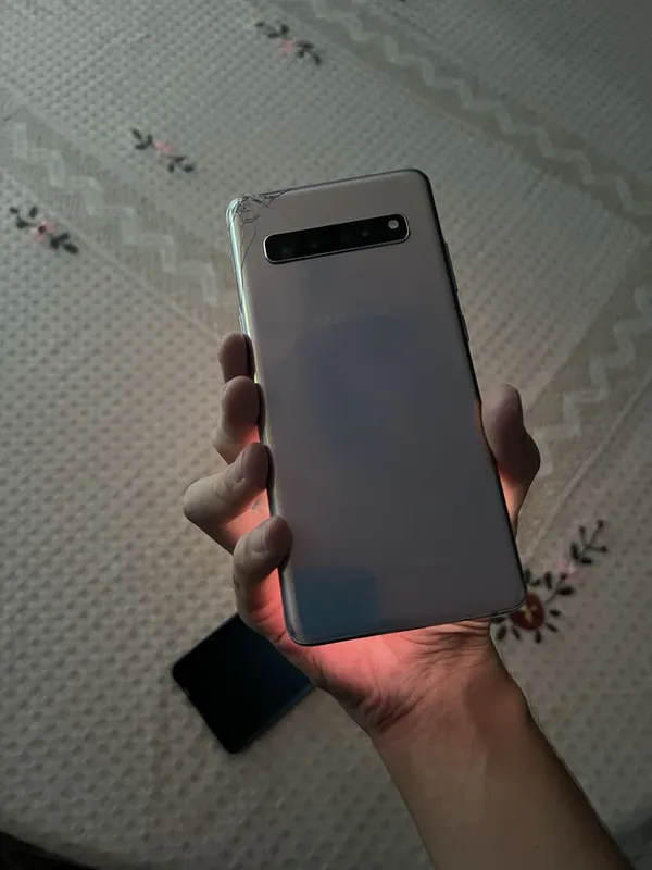 Samsung s10 5G 8/256 gb — фото 2