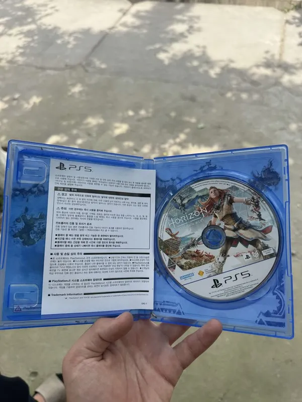 PlayStation 5 HORIZON. 2 PlayStation 5 HORIZON. 2