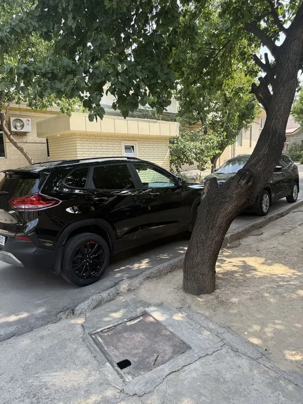 Trecker redline sotiladi 3