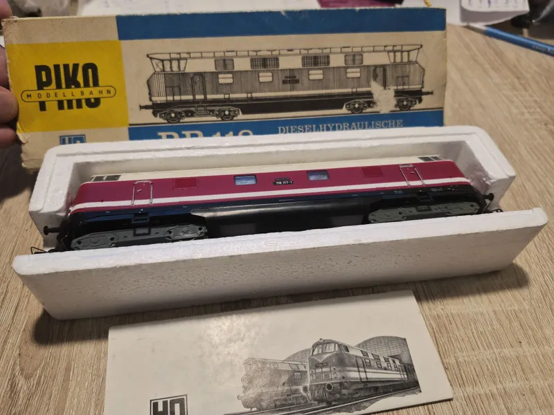 Модель piko тепловоз br118 1