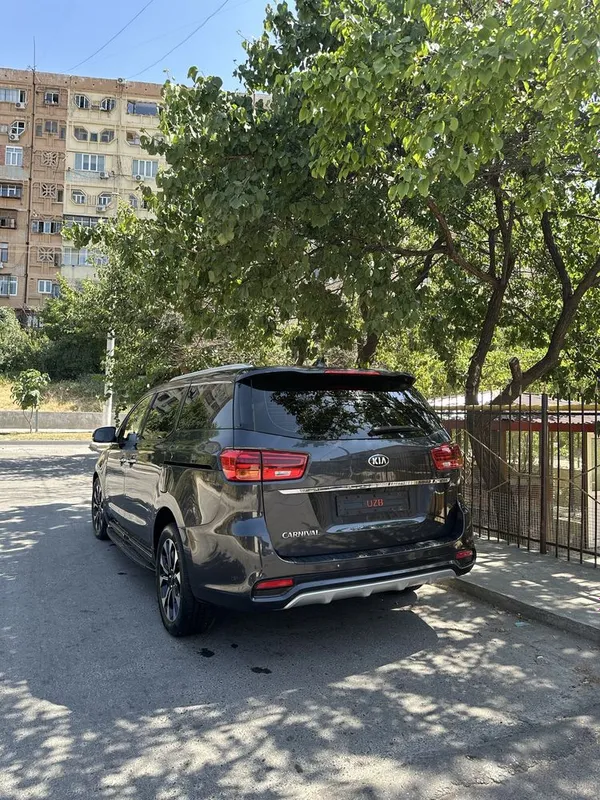 Kia Carnival енг фули 8 Kia Carnival енг фули 8