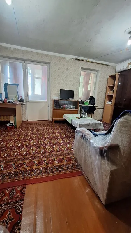 Продаётся 1-комнатная квартира на м-в Геофизика — фото 1 Продаётся 1-комнатная квартира на м-в Геофизика — фото 1