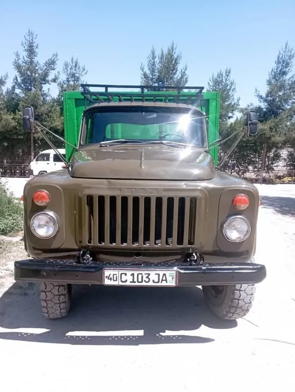 Gaz 53 sotiladi srochno