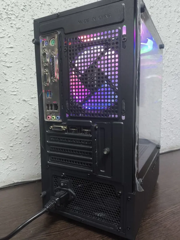 Gigabyte H110+i5 7500+16Gb+GTX1050Ti 4Gb 4 Gigabyte H110+i5 7500+16Gb+GTX1050Ti 4Gb 4