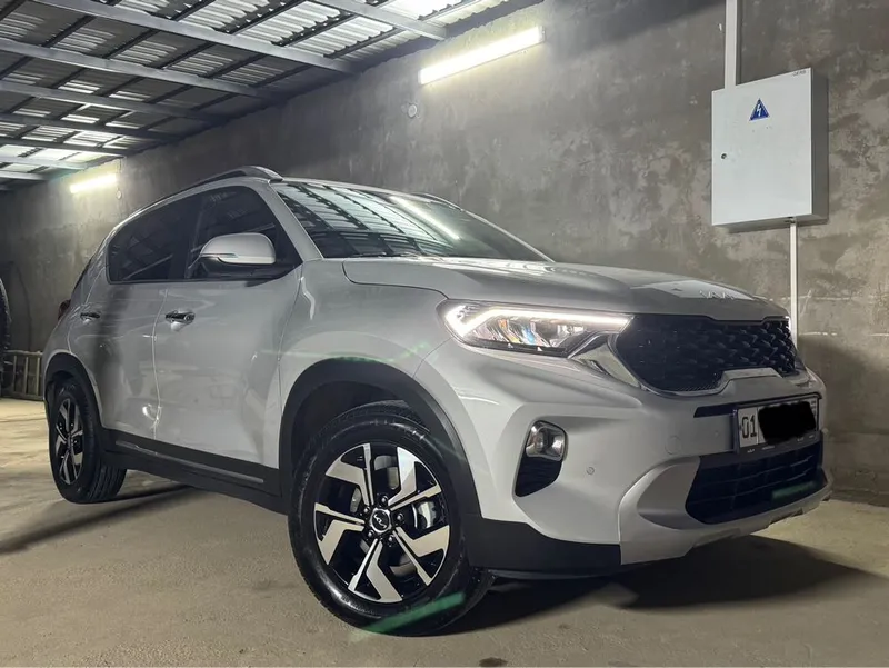Kia SONET 2025/2025 3 poz FULL 27 500km probeg METAN