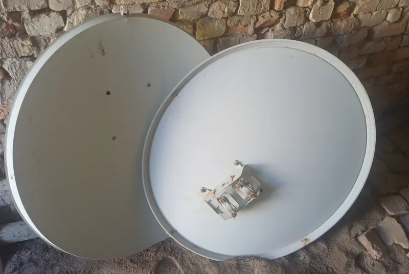 цифровая антенна 2 шт, беру за 100 тыс. 2