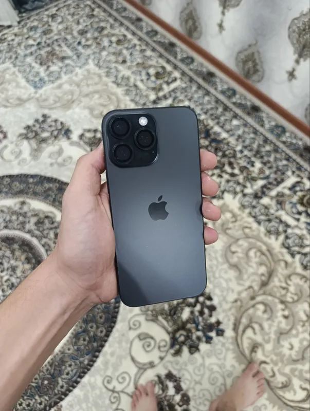iPhone 16 Pro Max 1 iPhone 16 Pro Max 1